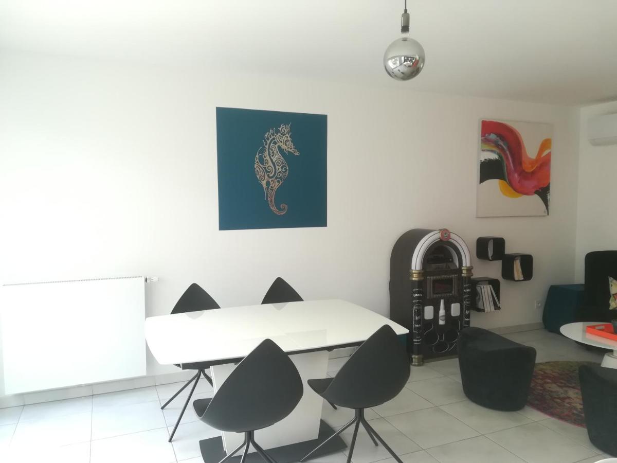 מרטיג Bel Appartement Avec Terrasse - Plage De Carro A Pied מראה חיצוני תמונה