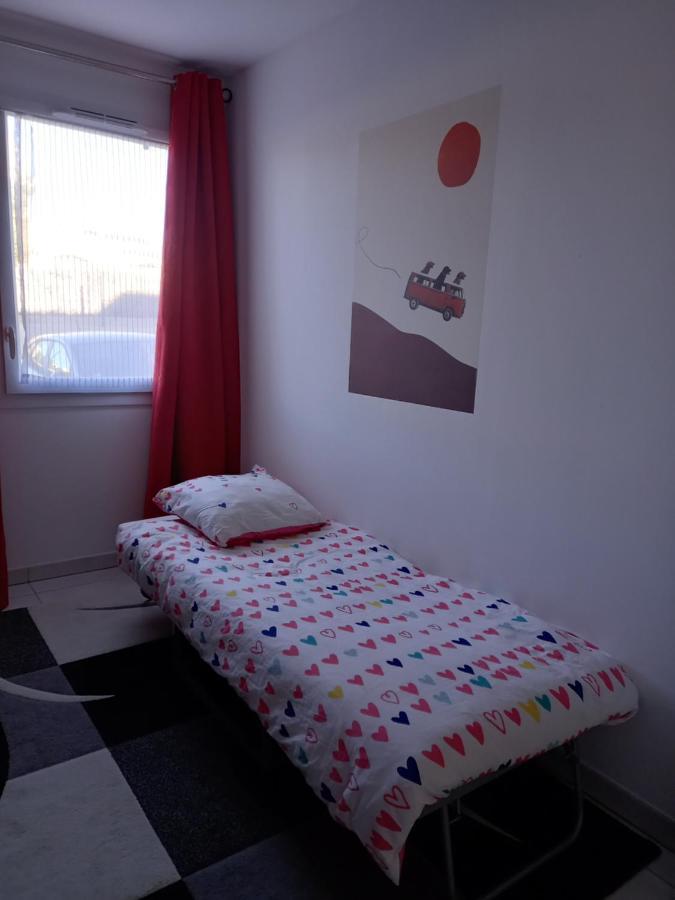 מרטיג Bel Appartement Avec Terrasse - Plage De Carro A Pied מראה חיצוני תמונה